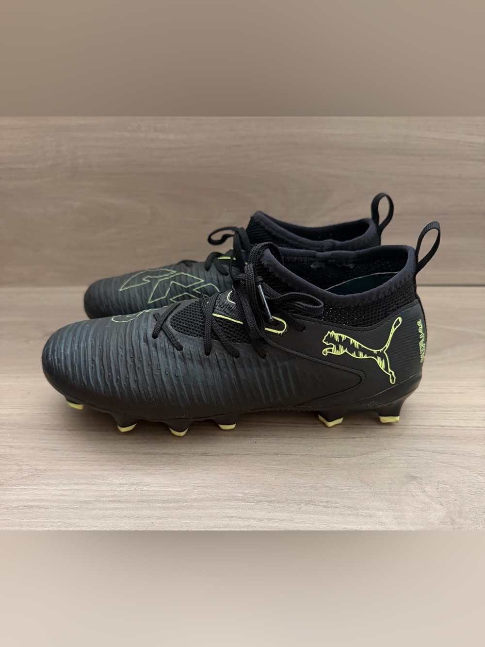 PUMA Future 8 Match Firm Ground Soccer Cleats Youth Boys Black Size 3.5